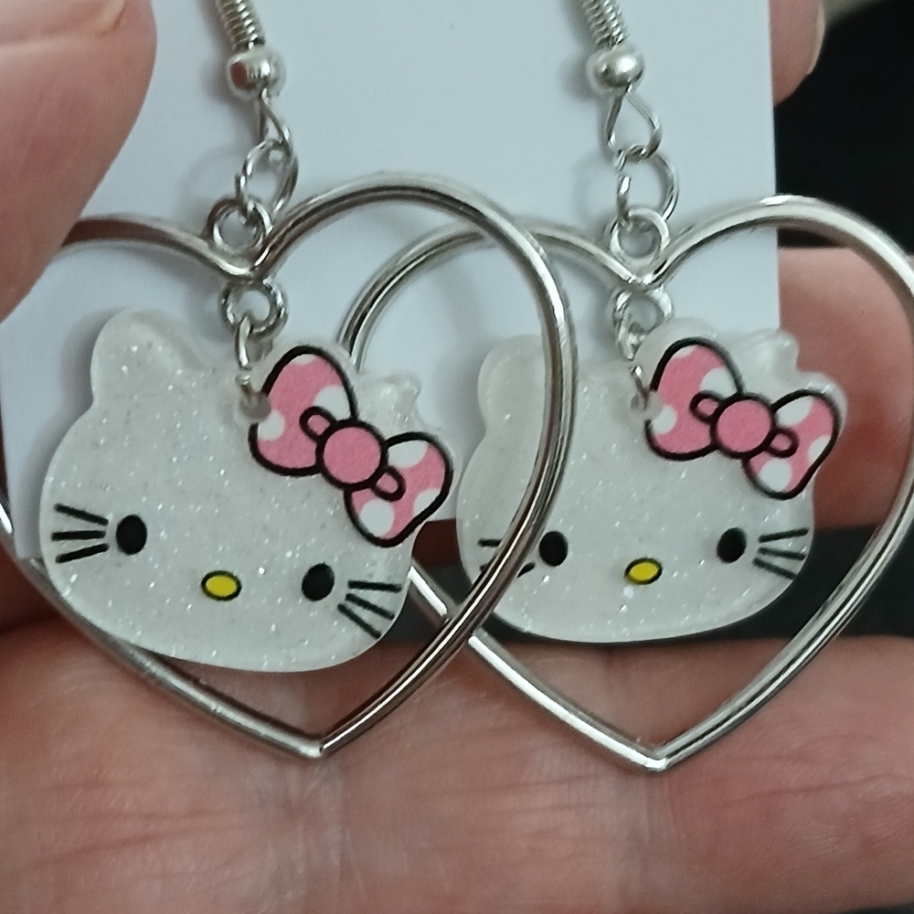 New Hello Kitty Heart Shape Dangle Drop Earrings